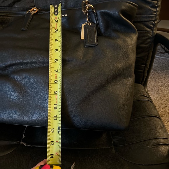 Coach tote - Picture 1 of 3